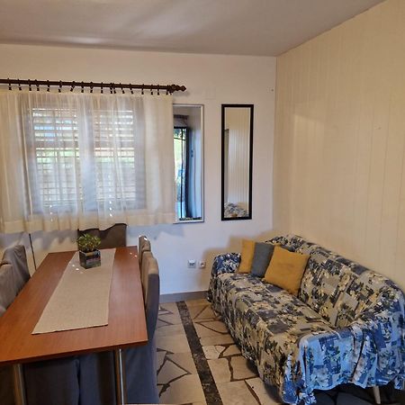 Apartments Vera - Mirca Mirca  Экстерьер фото