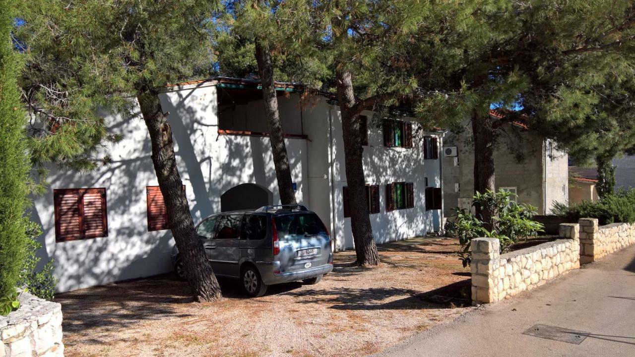 Apartments Vera - Mirca Mirca  Экстерьер фото