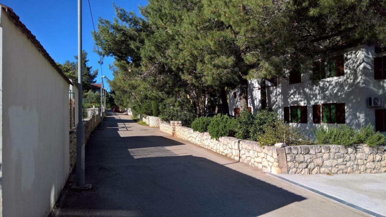Apartments Vera - Mirca Mirca  Экстерьер фото