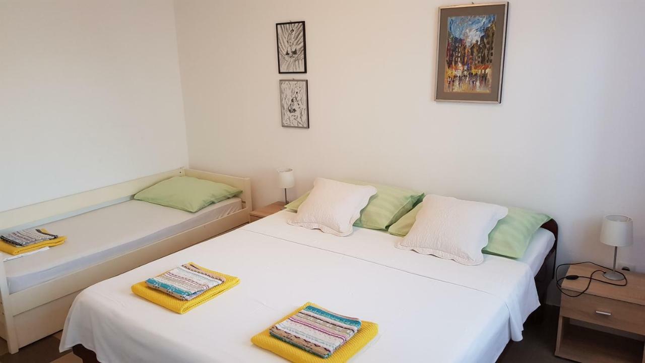 Apartments Vera - Mirca Mirca  Экстерьер фото