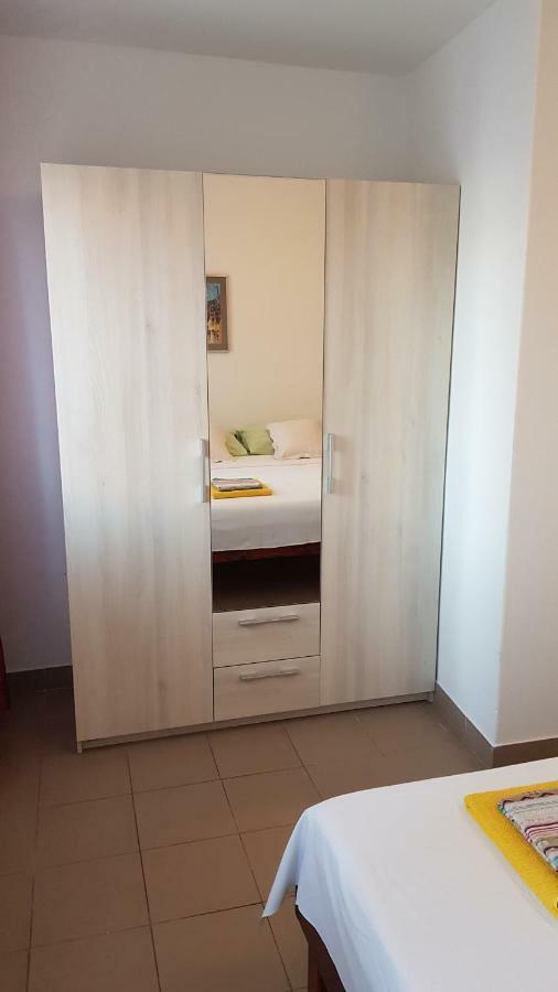 Apartments Vera - Mirca Mirca  Экстерьер фото